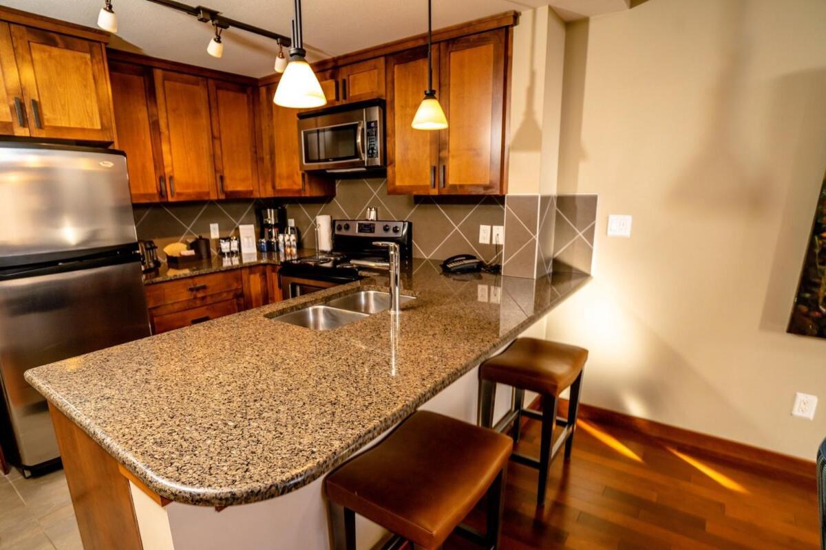 The Raven Suite At Stoneridge Mountain Resort Canmore Esterno foto